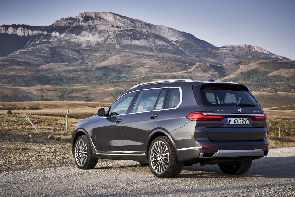 Bmw x7 40d характеристики